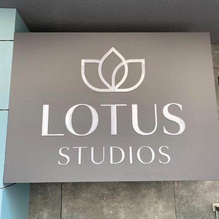 Lotus Studios Mamaia Εξωτερικό φωτογραφία