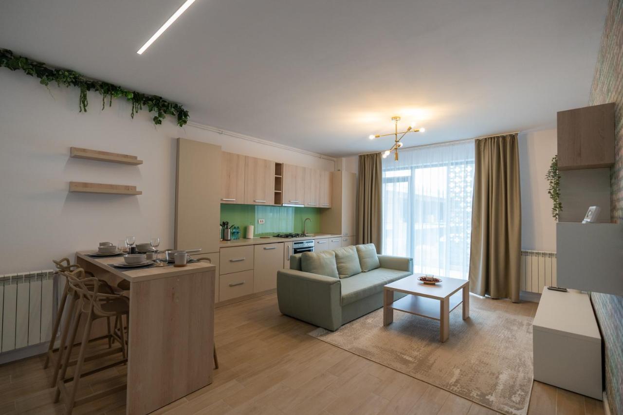 Lotus Studios Mamaia Εξωτερικό φωτογραφία